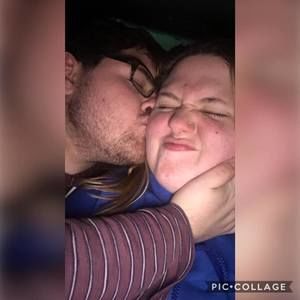 Meet your Posher, Hillary